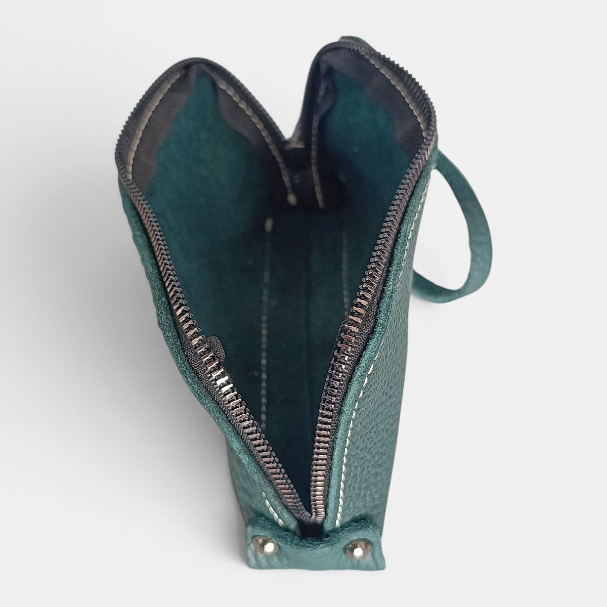 Lederax Hakiki Dana Derisi Bileklikli Pouch Çanta LD662