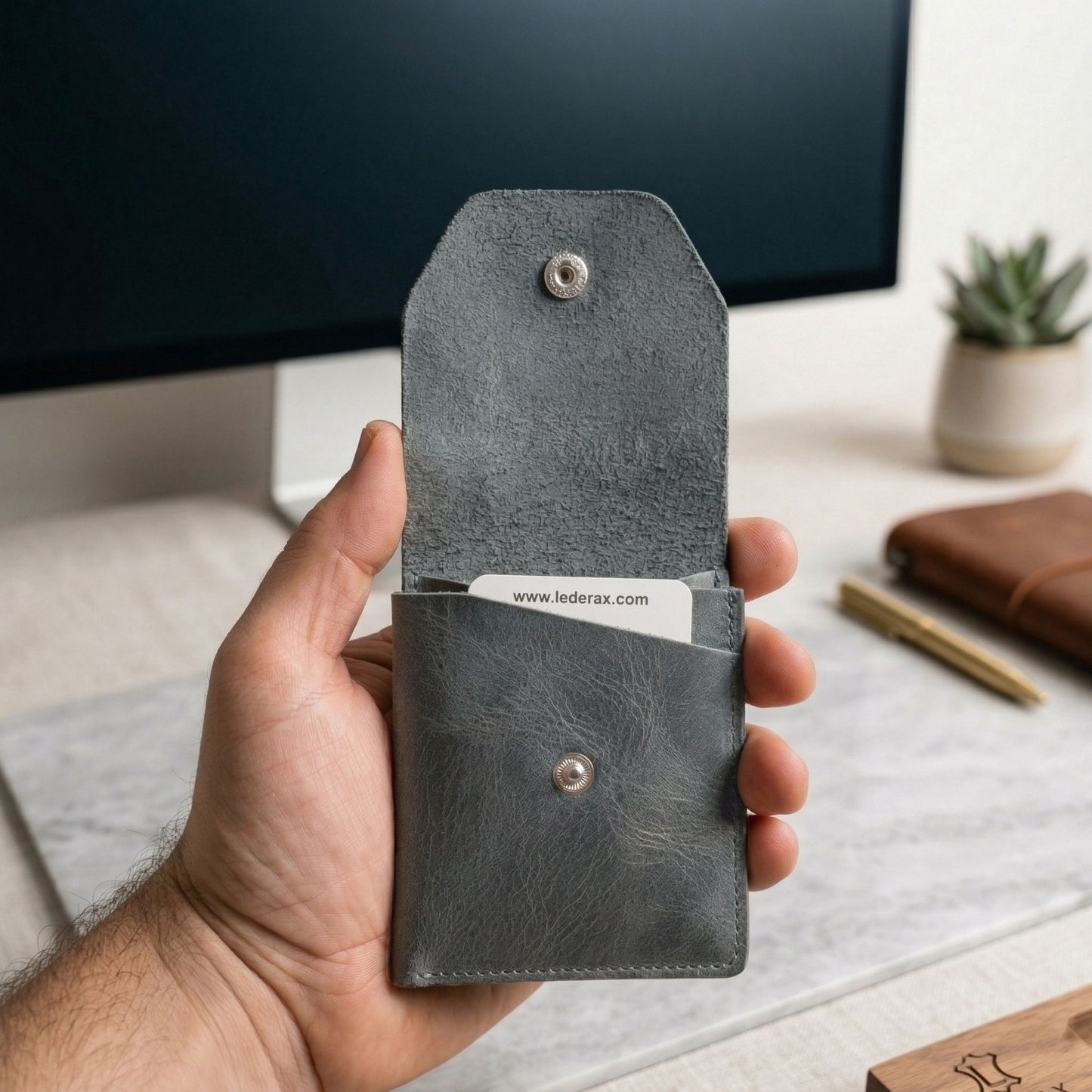 Lederax Hakiki Crazy Deri Minimalist Kartlık Cüzdan LD700